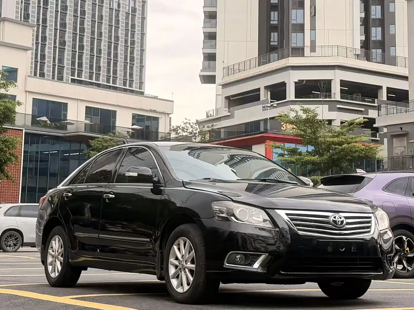 Photo 3 - Toyota Camry
