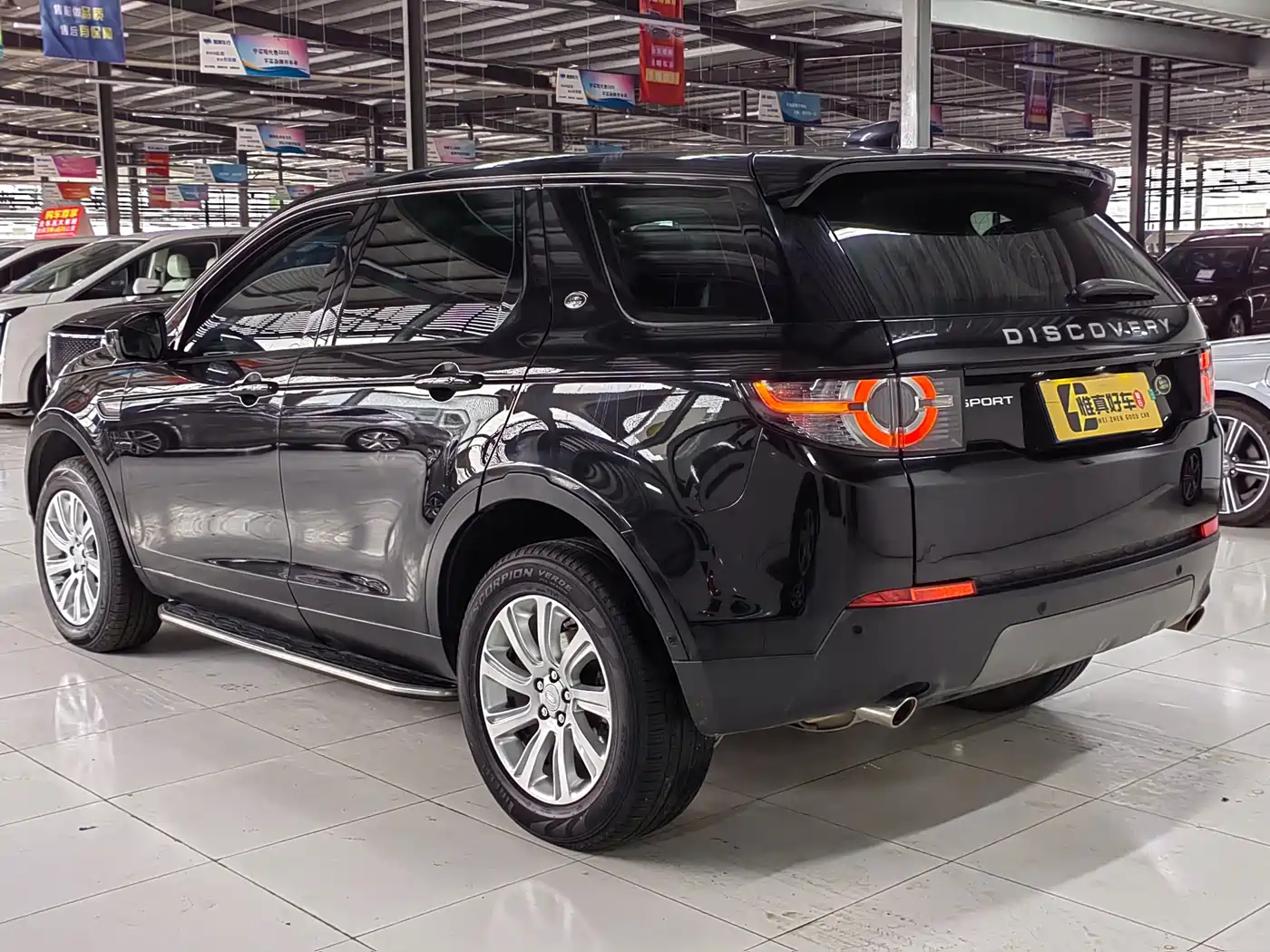 Land Rover Discovery Sport 2019 240PS SE Edition China V фото 24