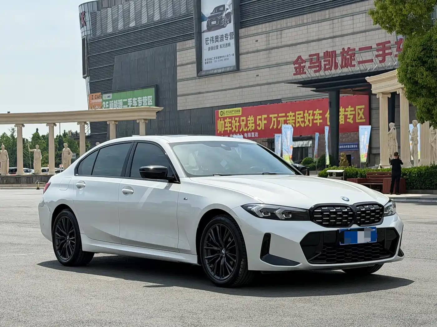 BMW 3 Series 2024 325Li M Sport Shadowline Package фото 3