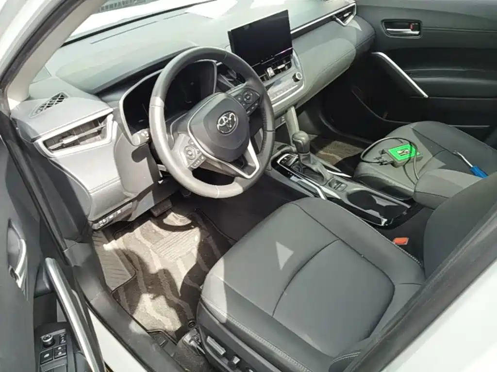 Фото 16 - Toyota Corolla Cross