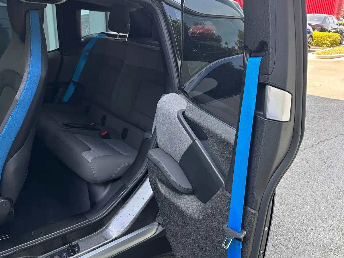 Фото 9 - BMW i3 (Import)