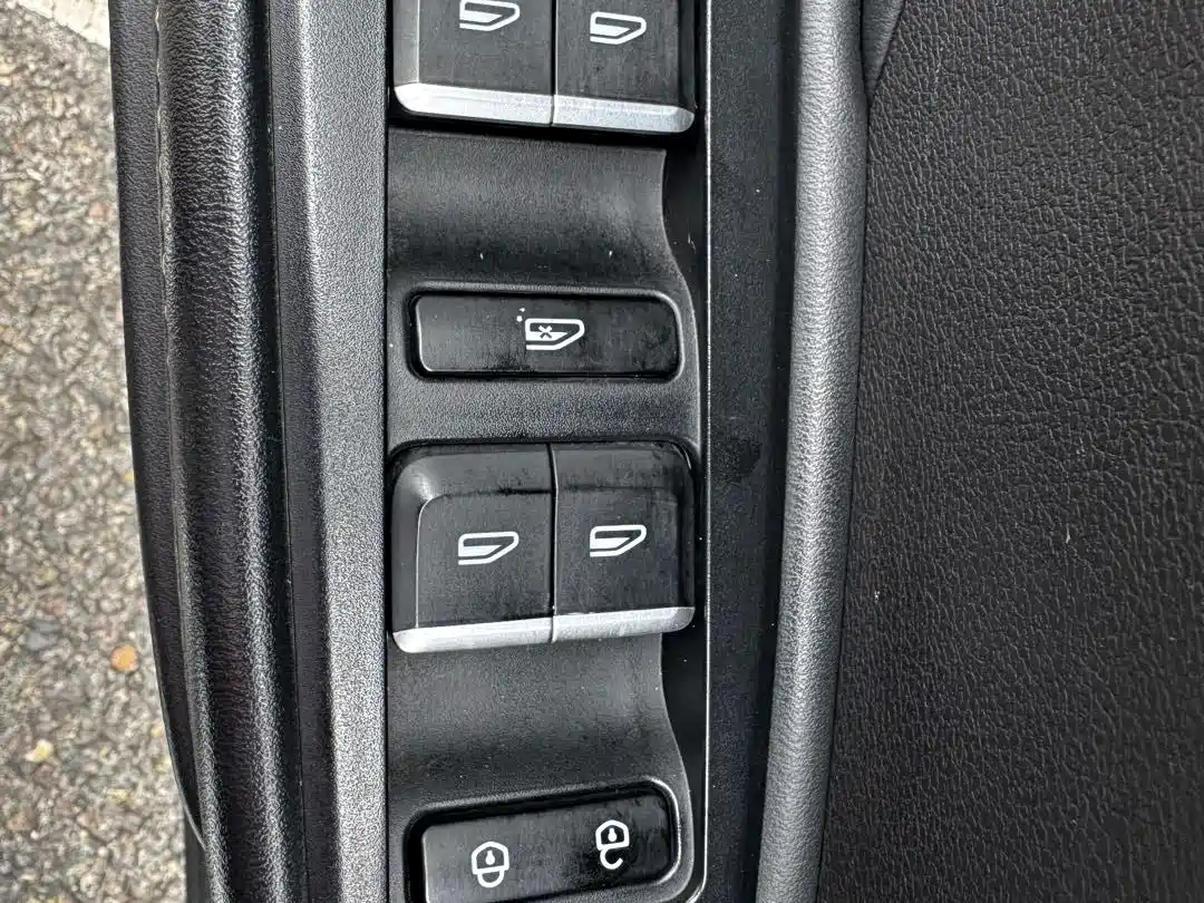 GEELY AUTOMOBILE BINRUI