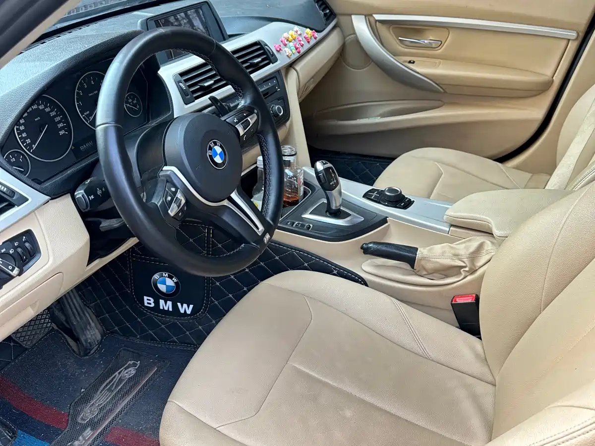 BMW 3 Series 2014 320i Progressive фото 7