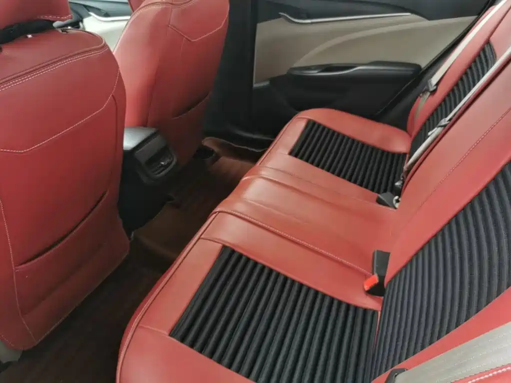Фото 17 - Buick Excelle