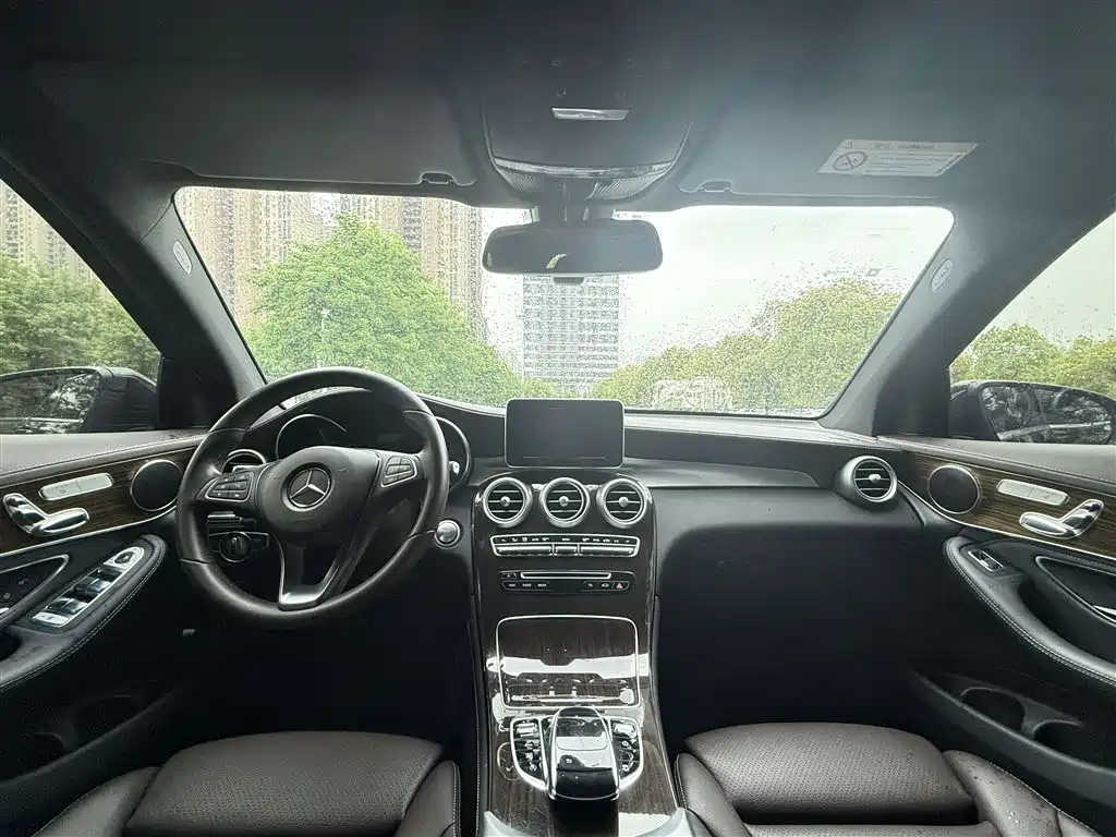Mercedes-Benz GLC 2019 GLC 260 L 4MATIC Dynamic фото 17