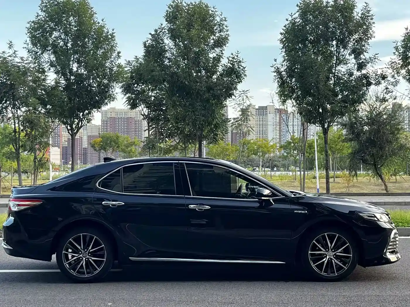 Фото 6 - Toyota Camry