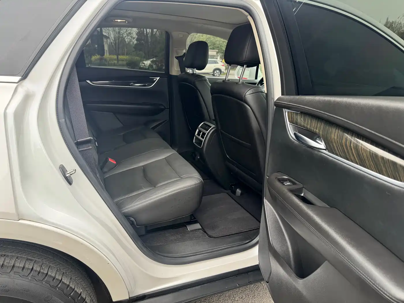 Cadillac XT5 2016 25T Luxury Model фото 10