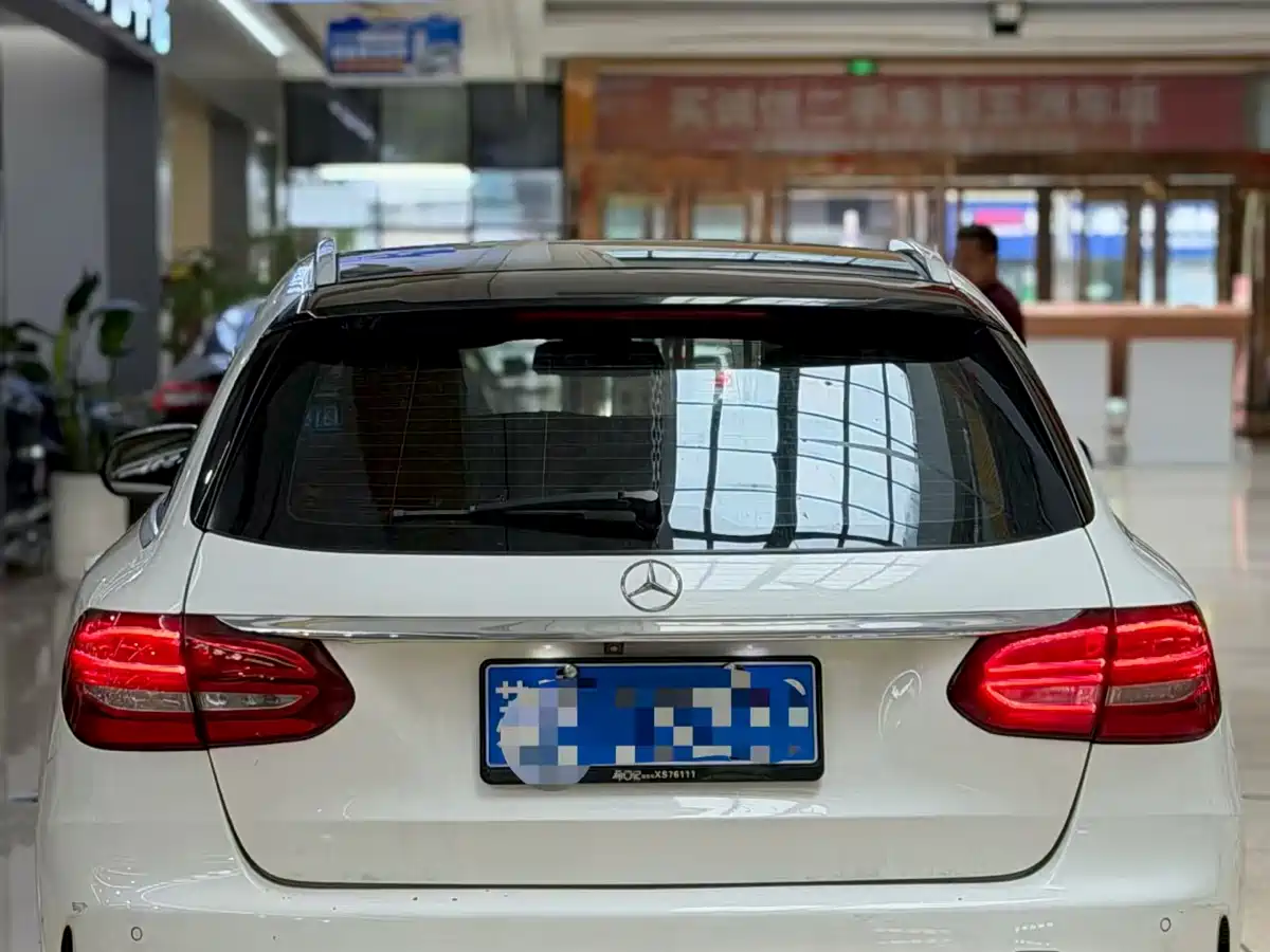 Mercedes-Benz C-Class (Import) 2015 C 200 Estate фото 4