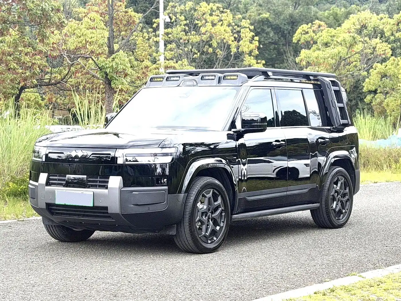 Fang Cheng Bao Titanium 7 2025 2025 AWD Base Model