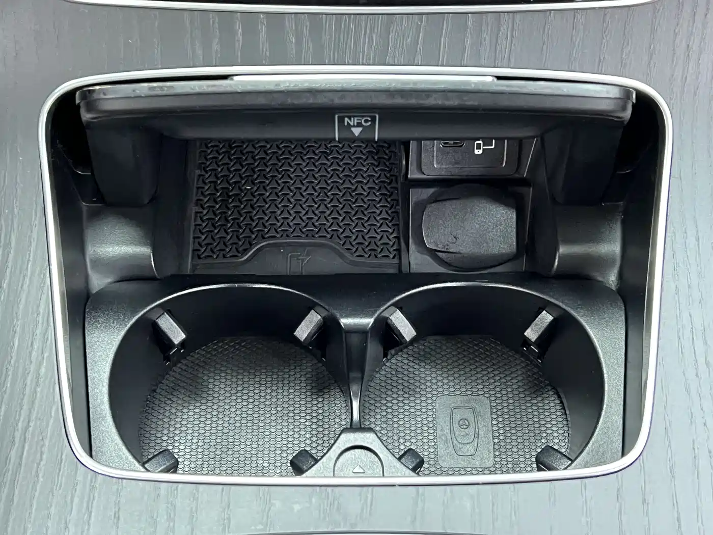 Mercedes-Benz E-Class 2021 E 300 L Sport Fashion фото 24