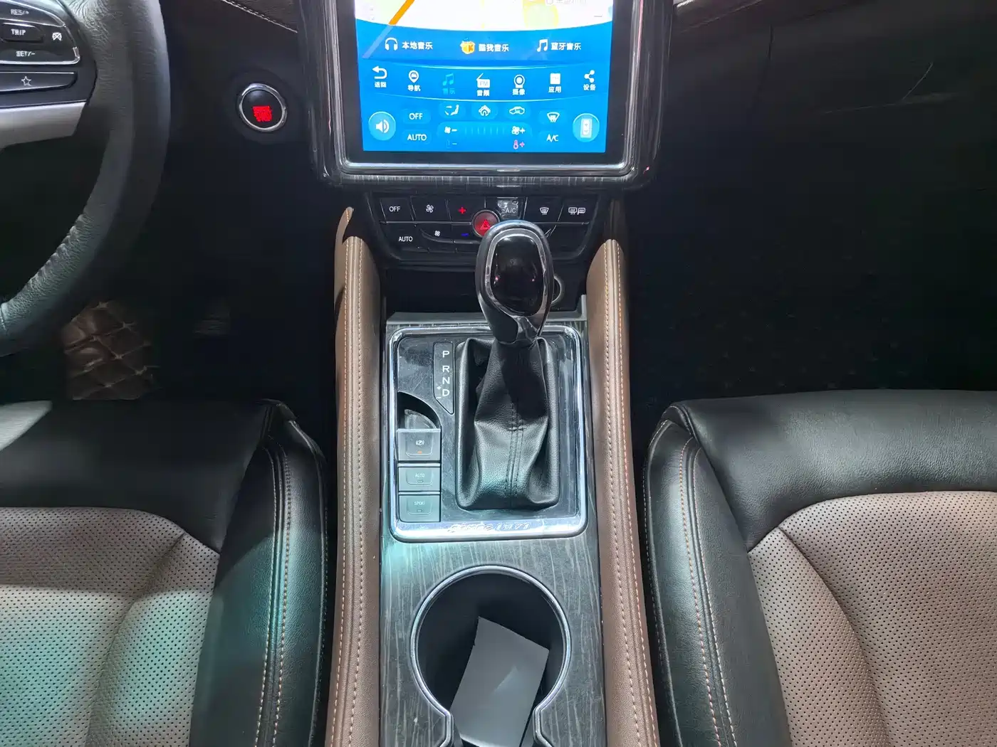 SWM Motor SWM X7 2019 2017 1.5T Automatic Smart Enjoy 7-seater