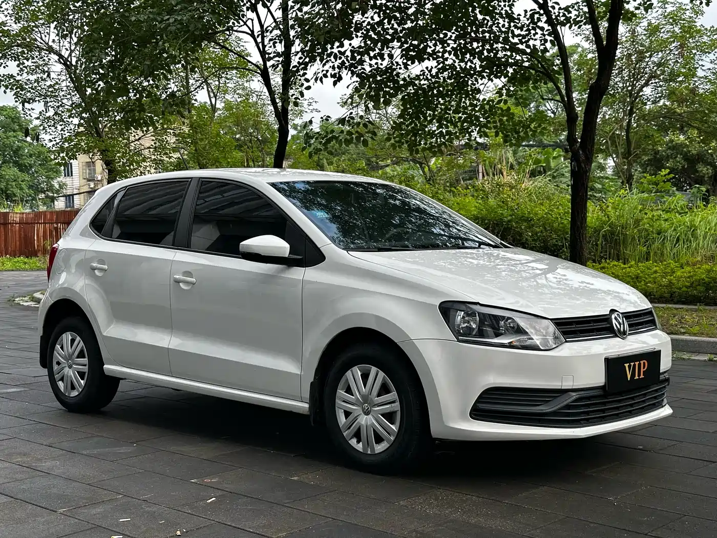 Volkswagen Polo 2018 1.5L Manual Safe Drive фото 3