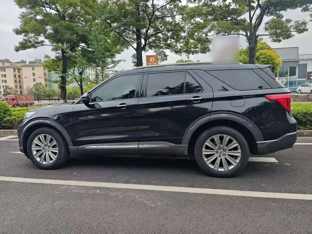 Ford Explorer 2021 2020 EcoBoost 285 AWD Titanium Edition 6-Seater
