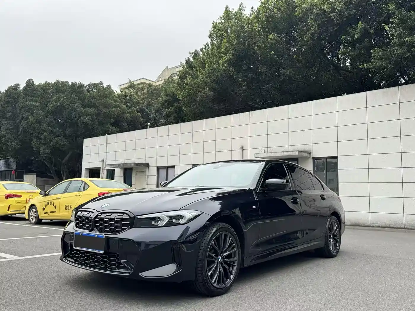BMW 3 Series 2024 325Li M Sport Shadowline Package фото 2