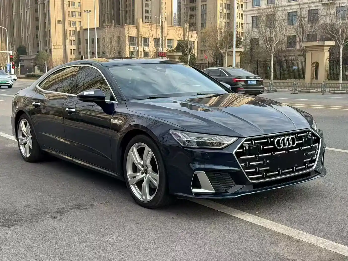 AUDI A7L