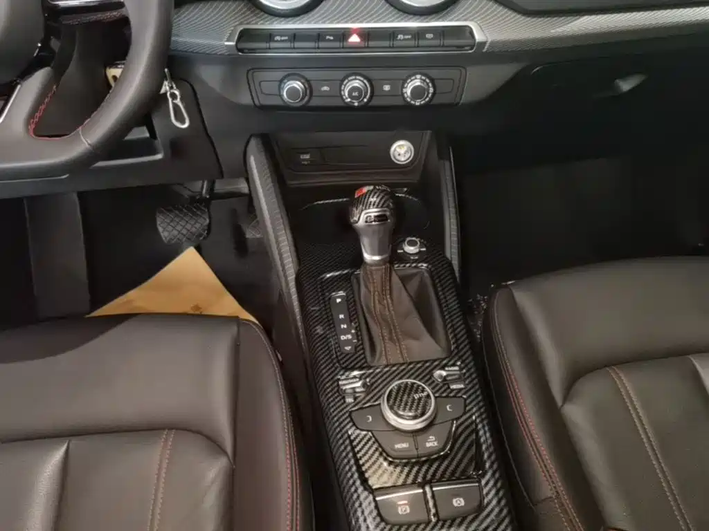 Audi Q2L 2024 2024 35TFSI Progressive Sport