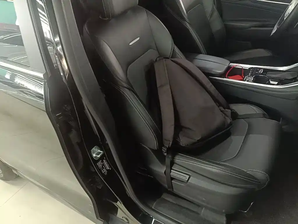 SAIC Maxus Maxus G50 2023 2023 Model PLUS 1.5T Happiness Recommended Auto Cruise Edition