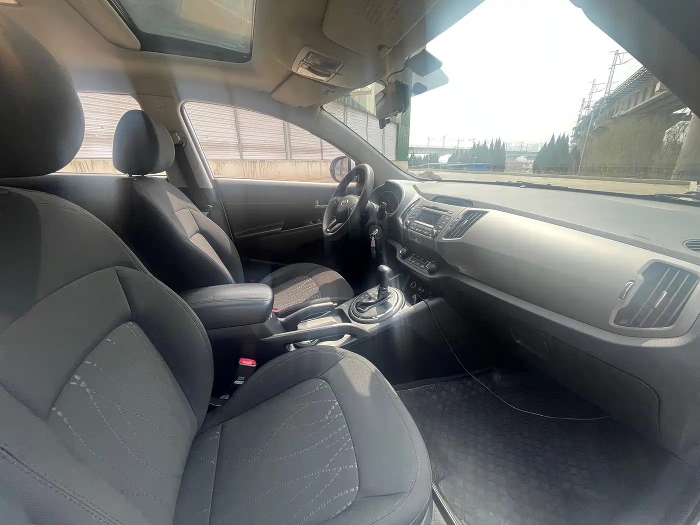 Kia Sportage 2016 2.0L Automatic 2WD GL фото 8