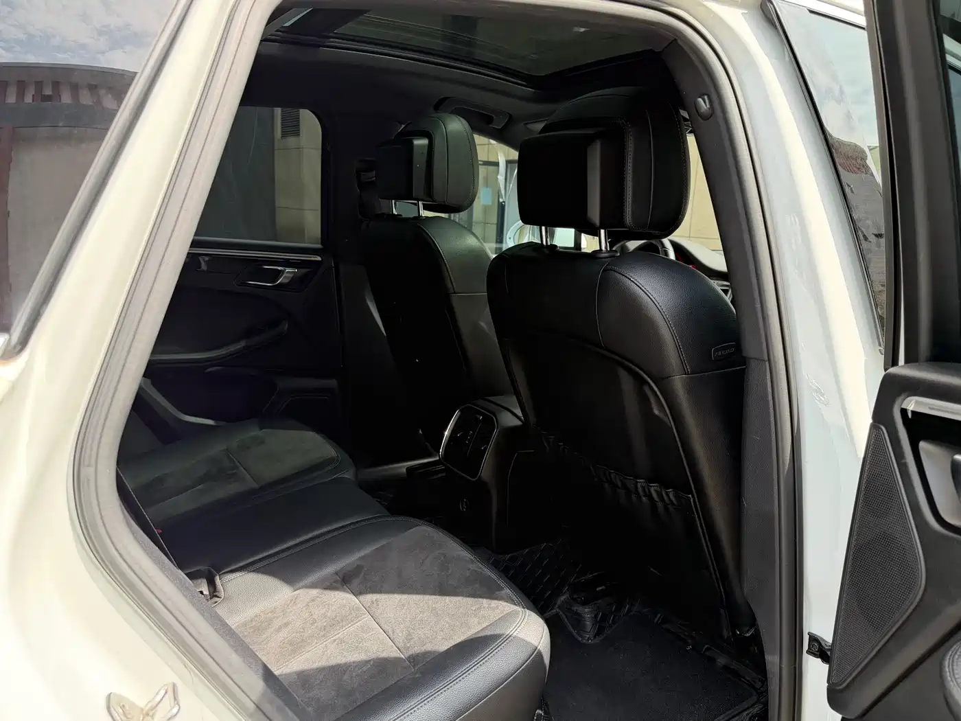 Porsche Macan 2017 Macan 2.0T фото 15