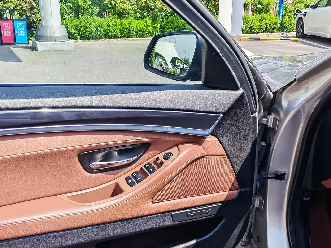 BMW 5 Series 2014 520Li Elegance фото 11