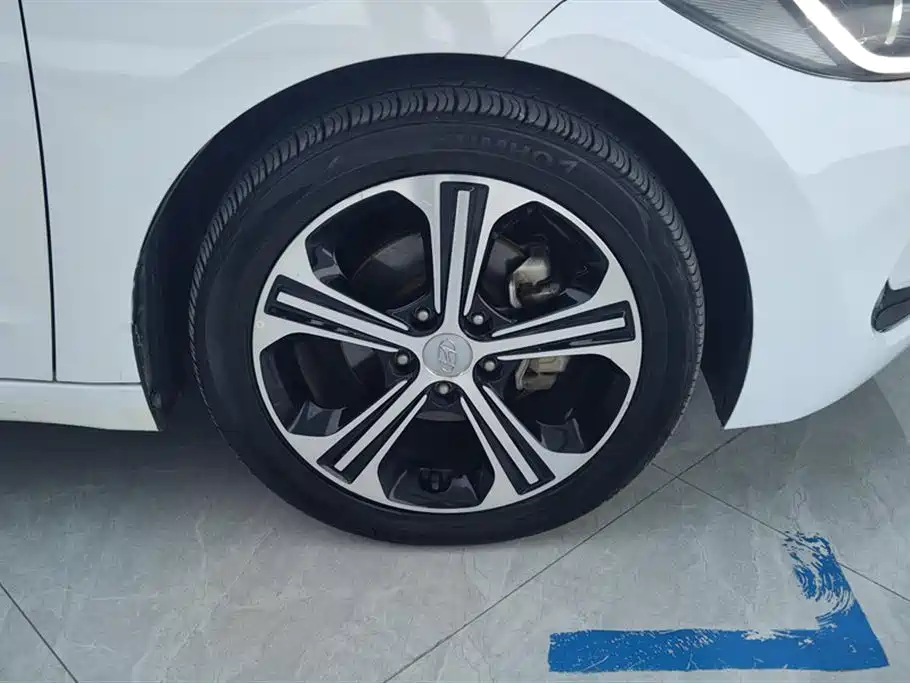 Hyundai Elantra 2018 1.4T DCT Dynamic·Vitality Model фото 6
