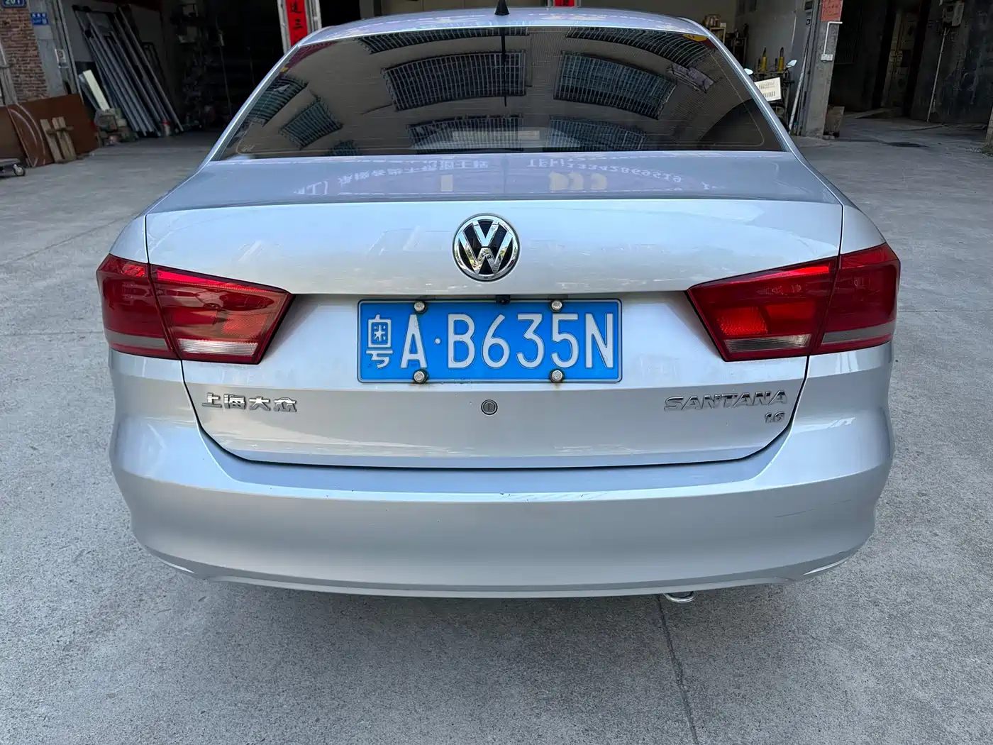 Volkswagen Santana 2013 1.6L Automatic Trend Edition фото 3