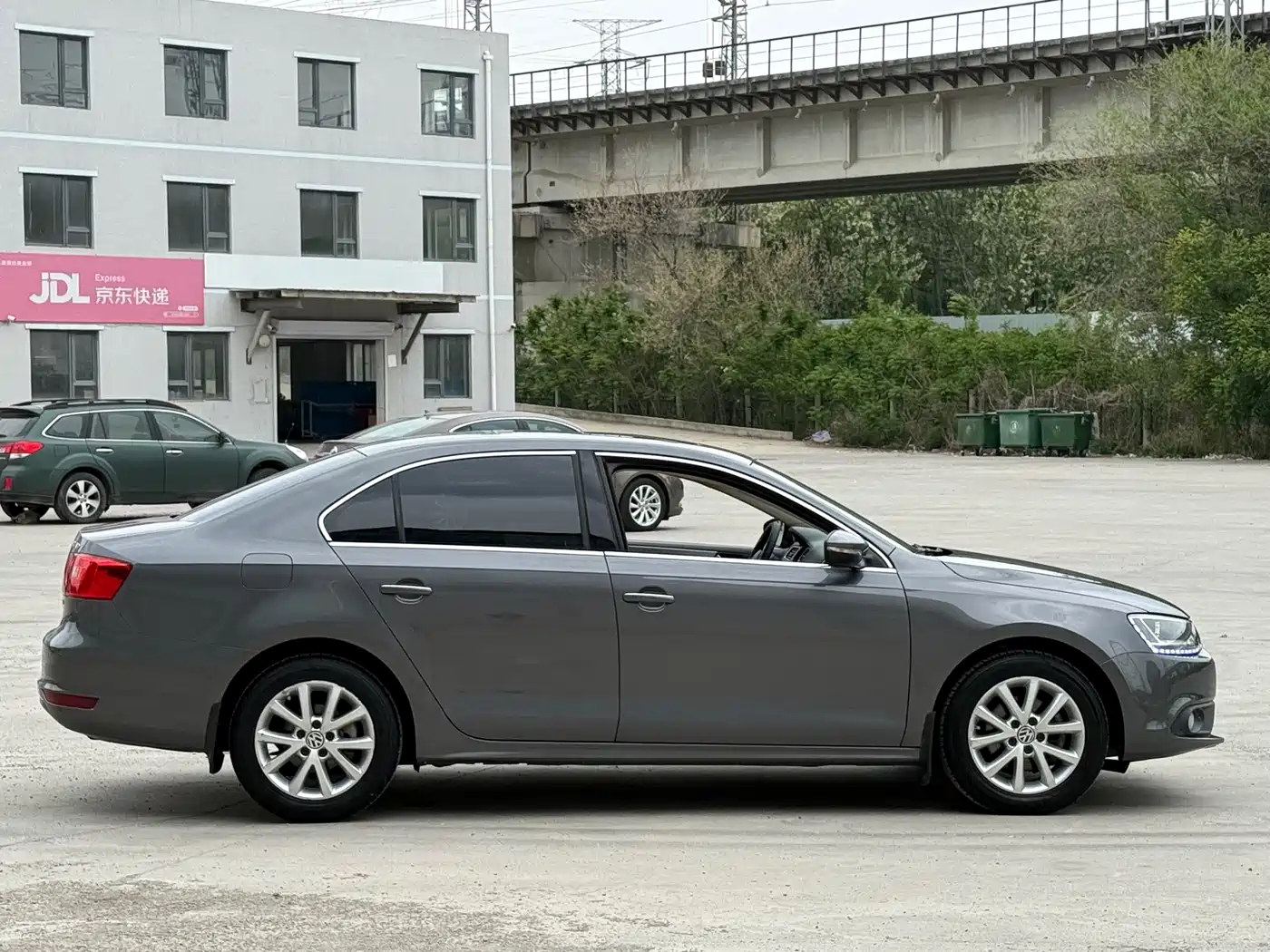 Volkswagen Sagitar 2012 1.4TSI Manual Luxury фото 5