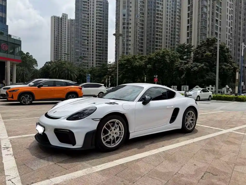 Porsche 718