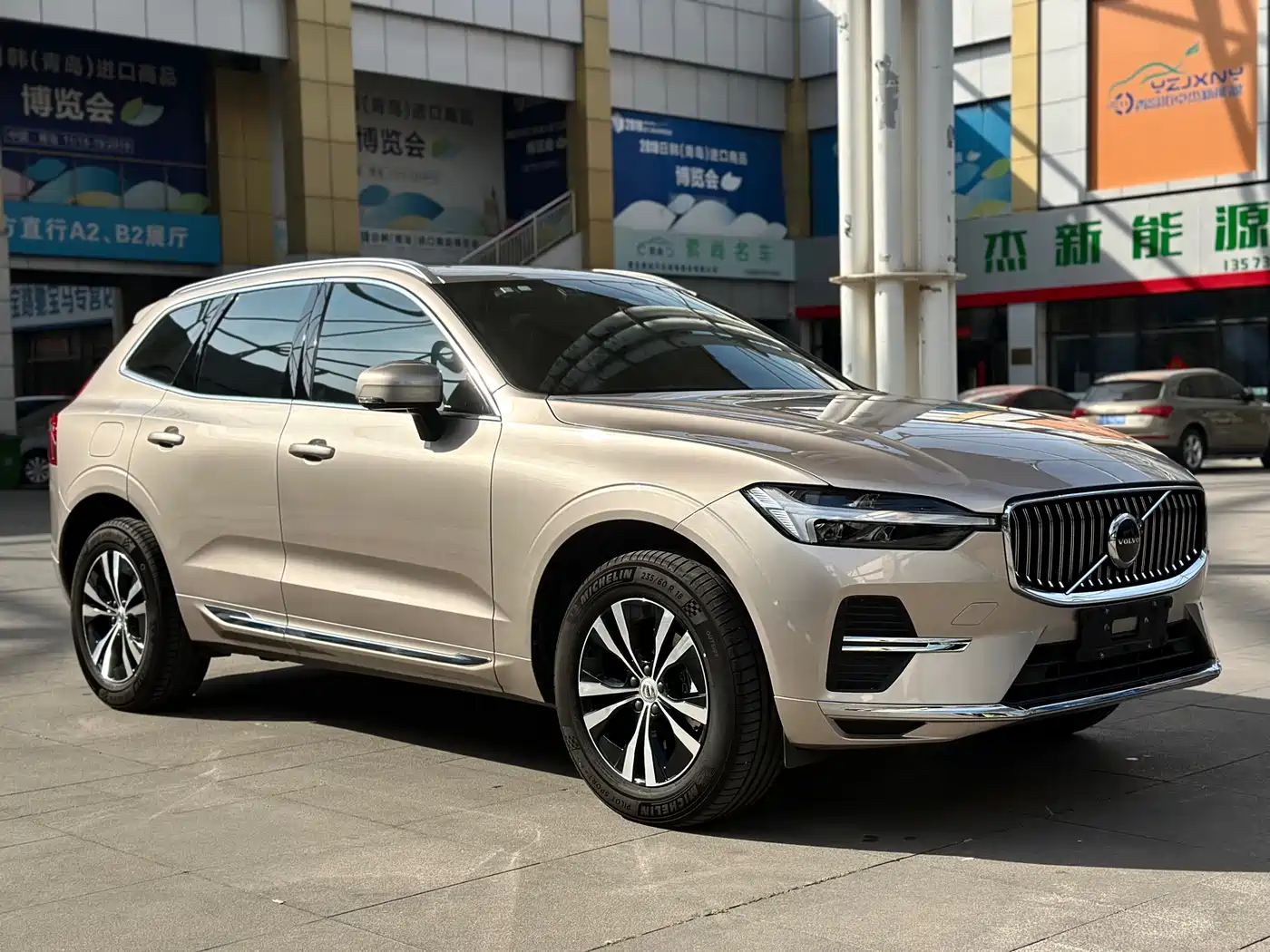 VOLVO XC60