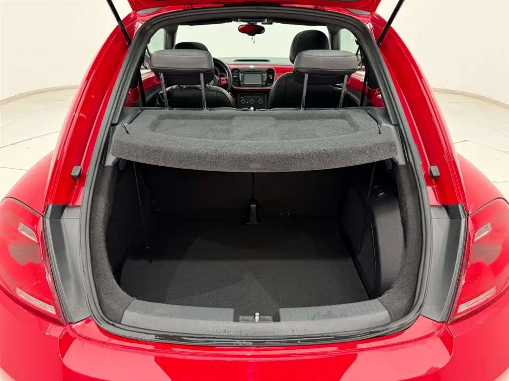 Volkswagen Beetle 2015 180TSI фото 14