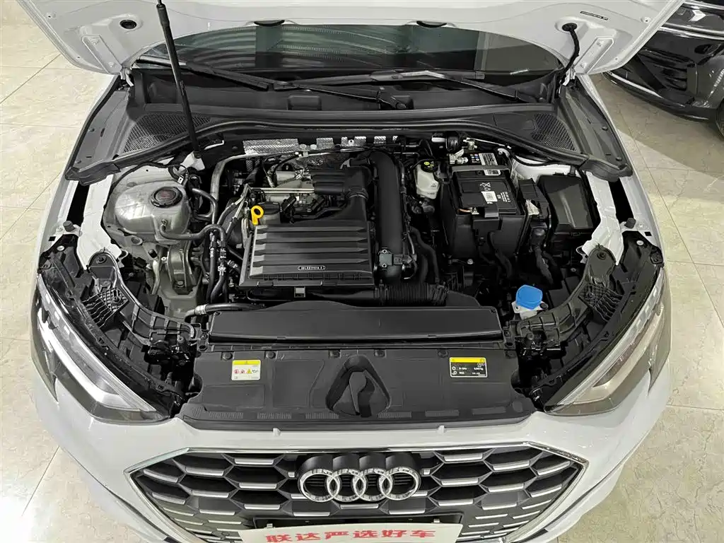Audi A3 2023 Facelift Sportback 35 TFSI Fashion Sport фото 21