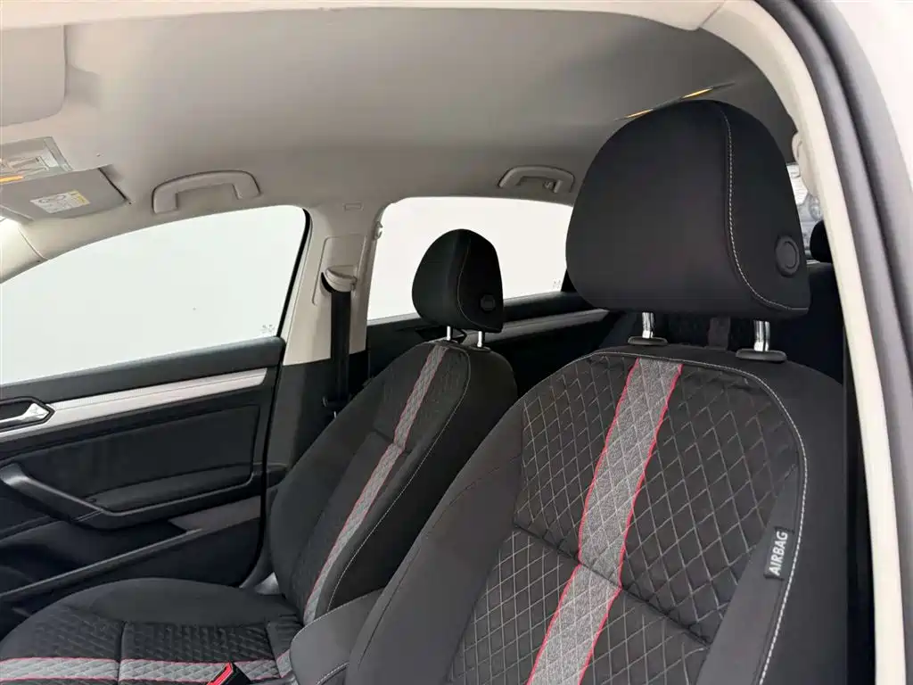 Volkswagen Lamando 2019 230TSI DSG Fashion Edition China VI фото 16