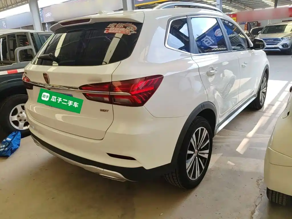 Фото 7 - Roewe RX5