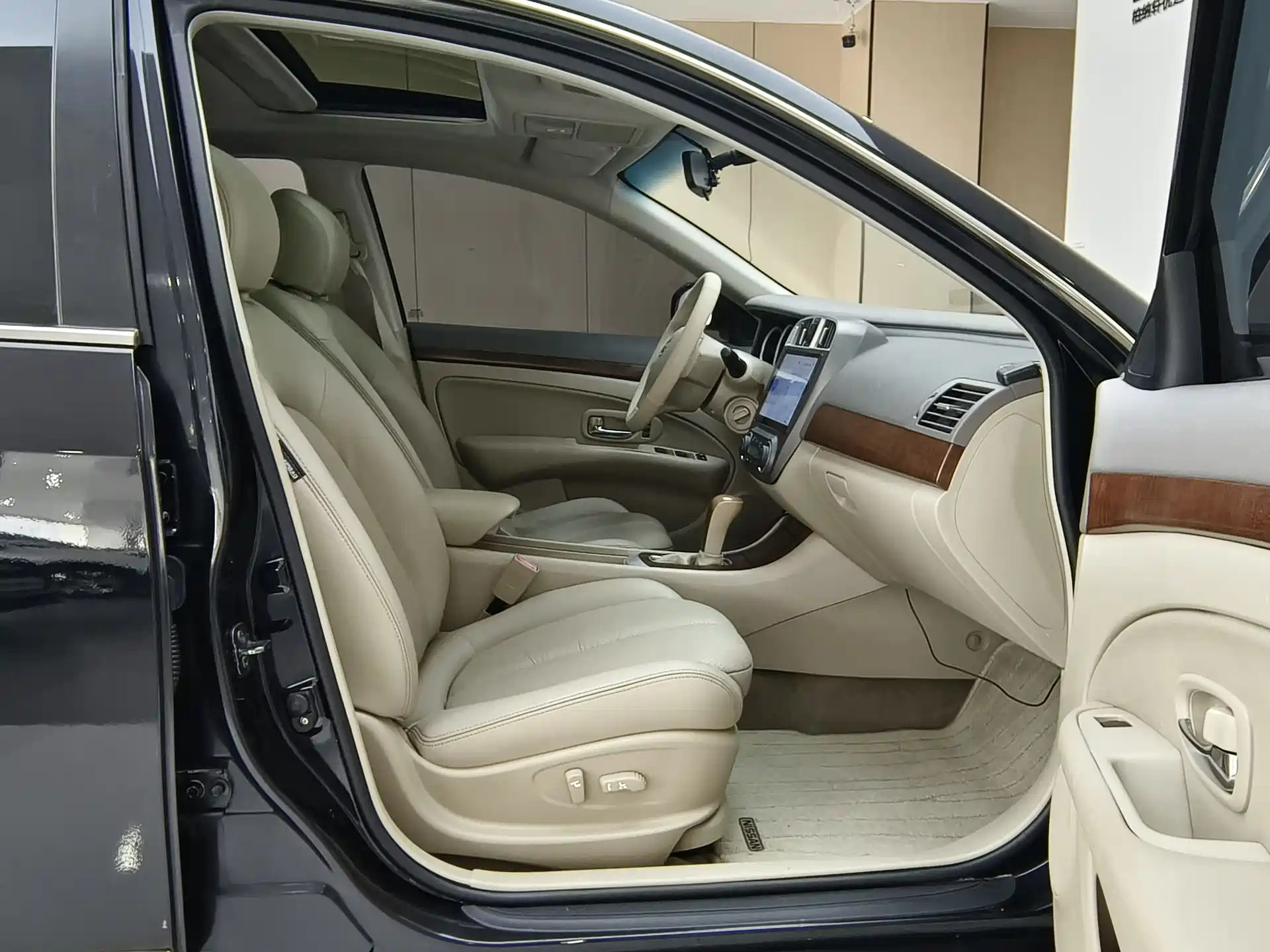 Фото 10 - Nissan Sylphy