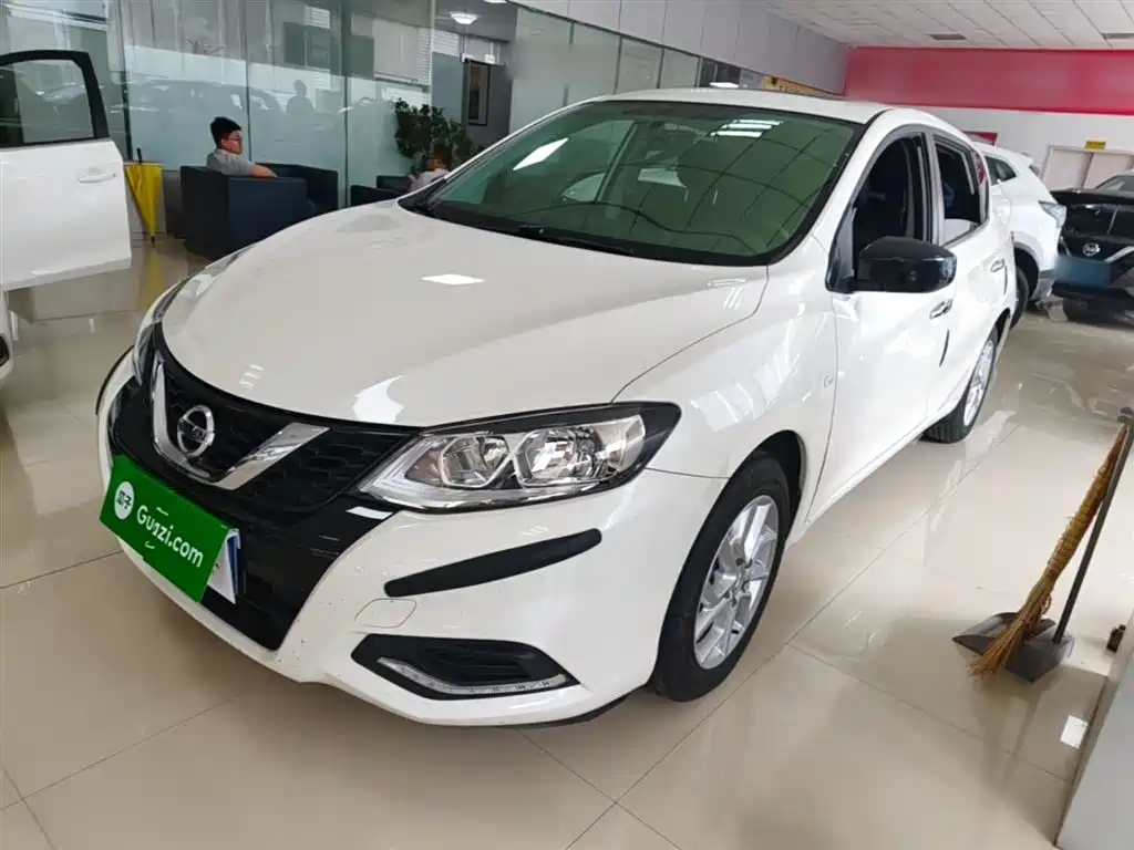 Nissan Tiida 2024 1.6L CVT Cool Sport Edition