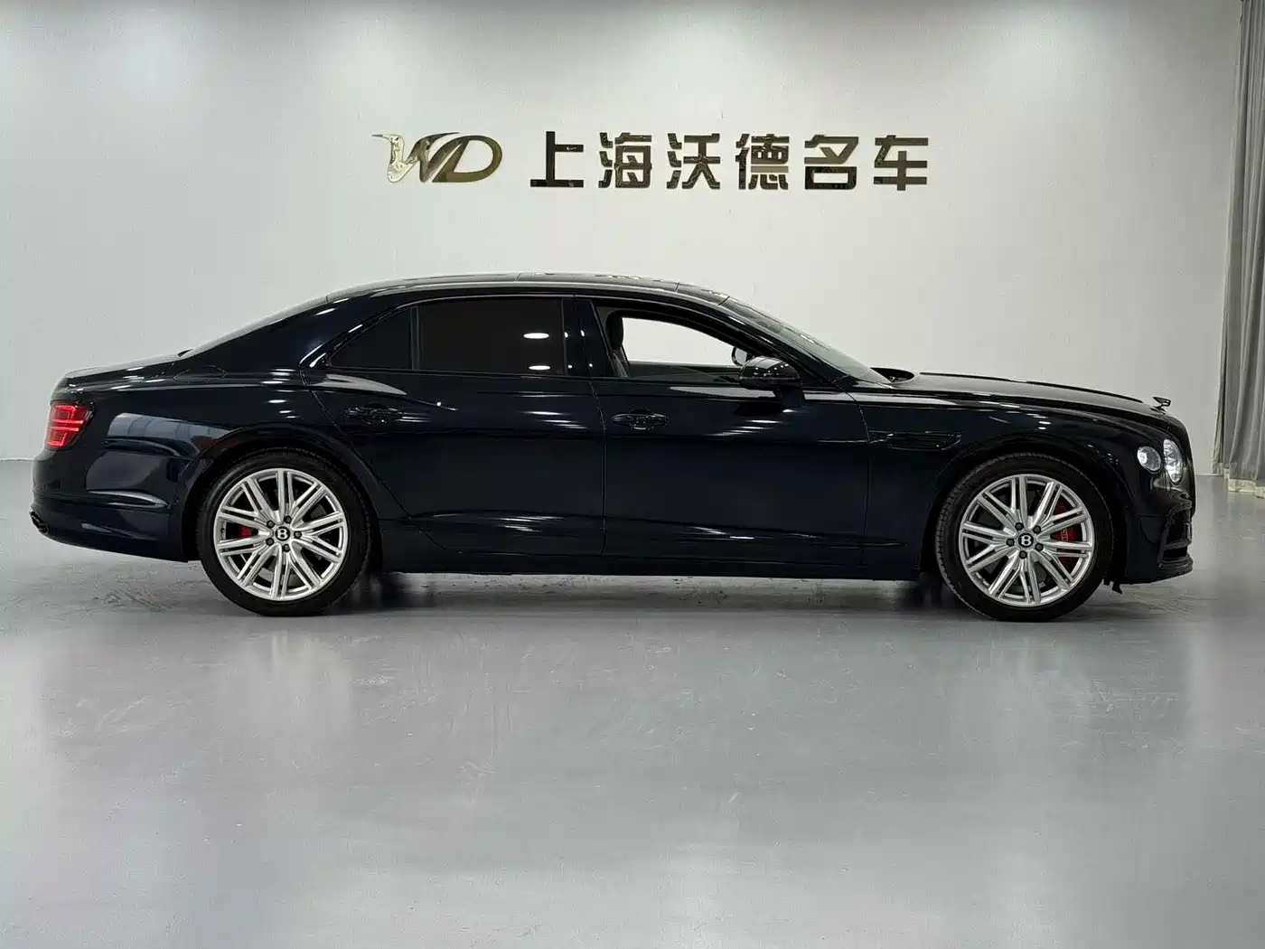 2025 Bentley Flying Spur
