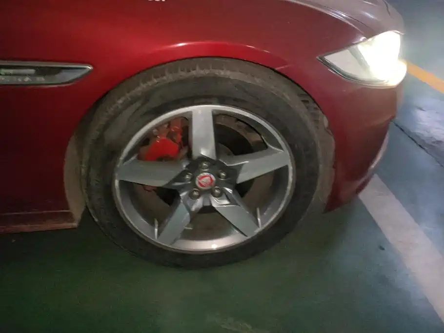 Jaguar XE 2016 2017 2.0T 200PS R-Sport
