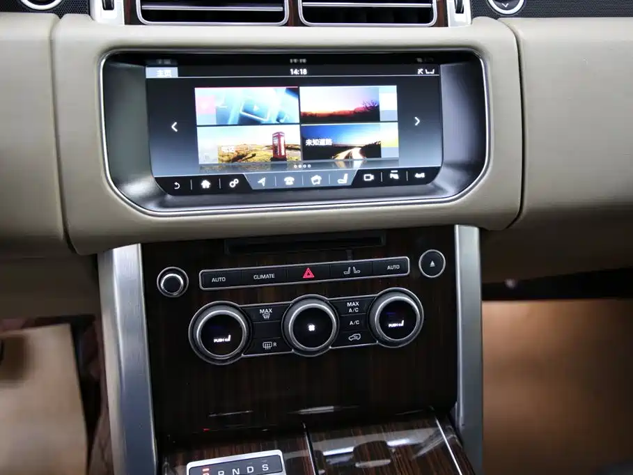 Land Rover Range Rover 2017 3.0 SC V6 Vogue фото 15
