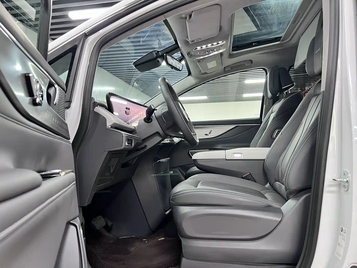 Фото 7 - Buick GL8