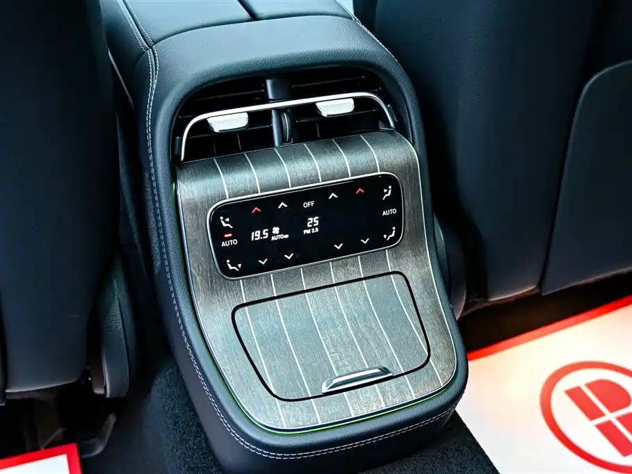 Mercedes-Benz E-Class 2025 Facelift E 300 L Premium фото 36