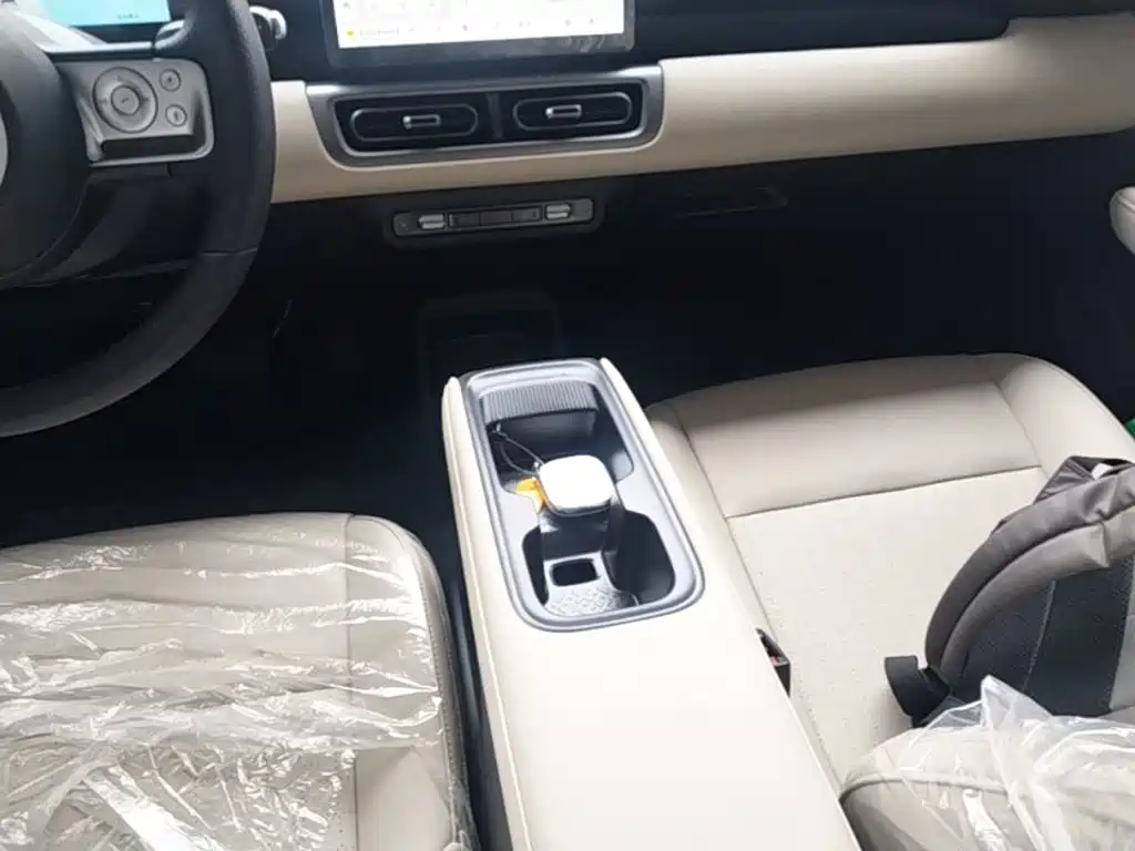 Wuling Motors Wuling Binguo PLUS 2026 2024 Model 330km 5-Seater