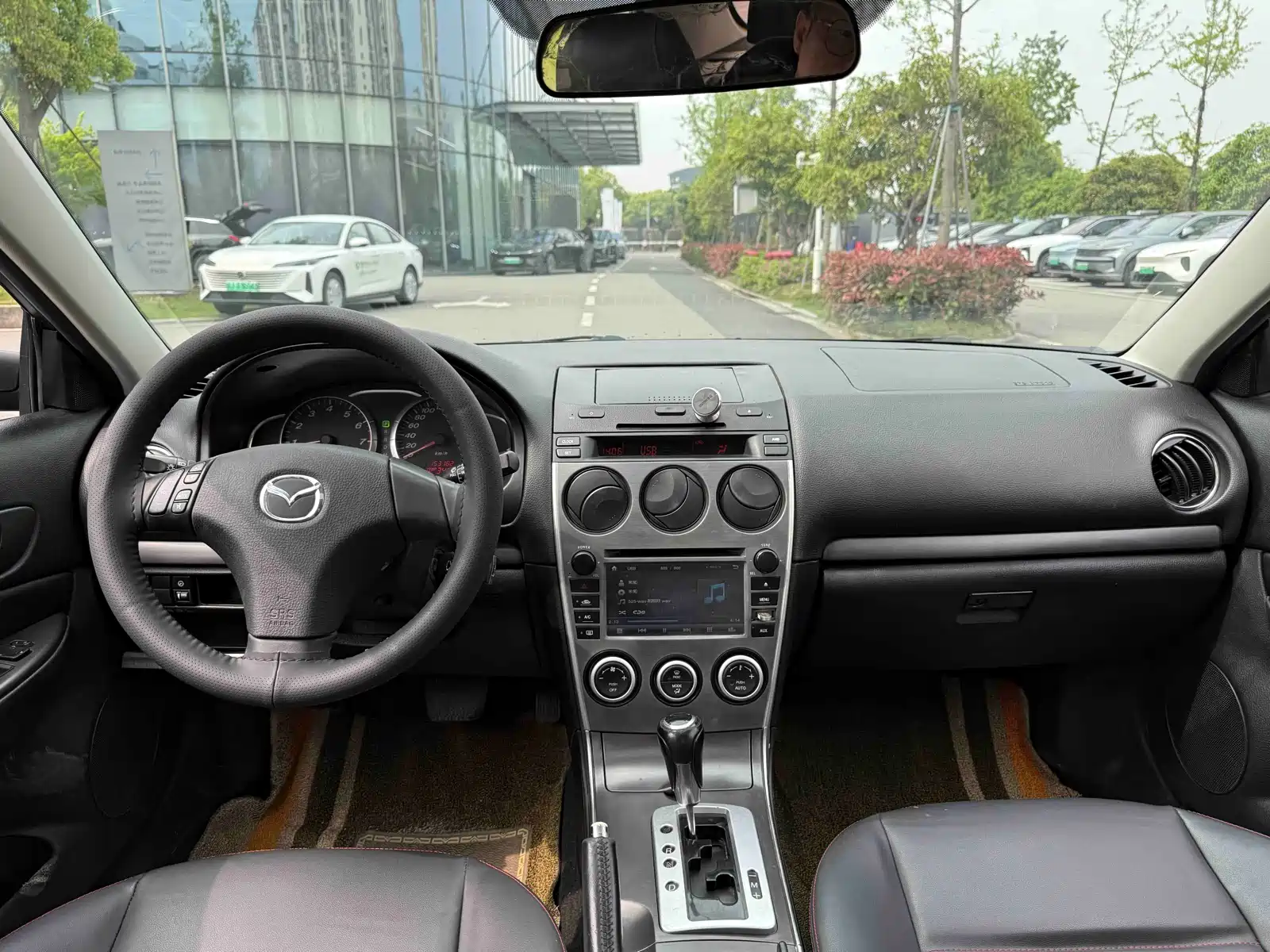 Фото 4 - Mazda 6