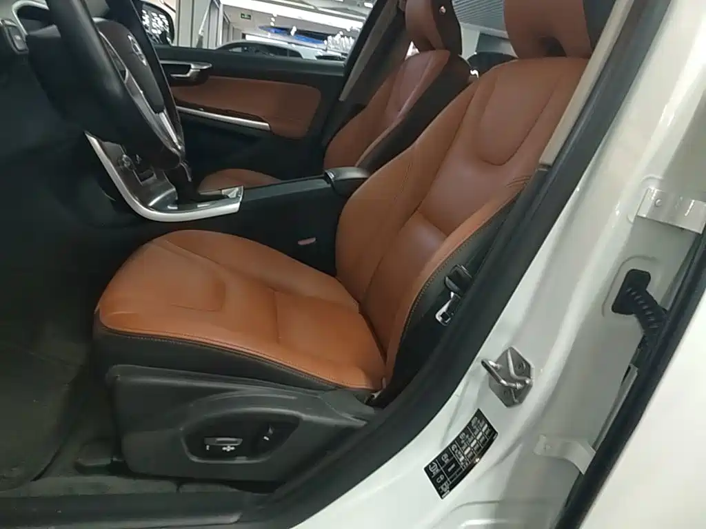 Volvo S60 2017 2017 S60L T4 Momentum
