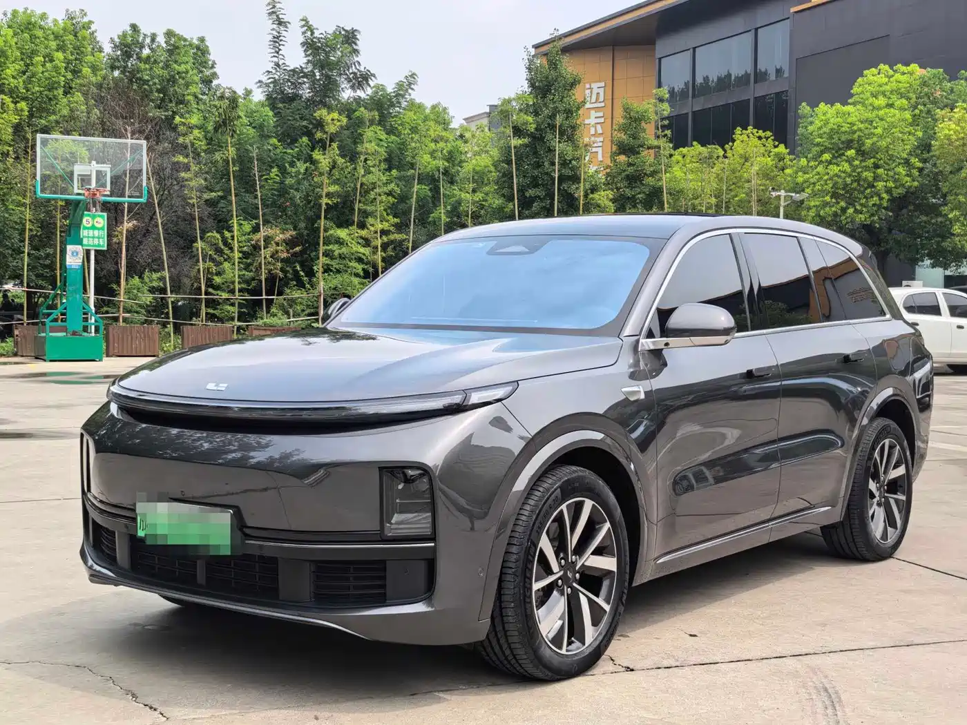 Li Auto Li L8 2023 — пригон из Китая