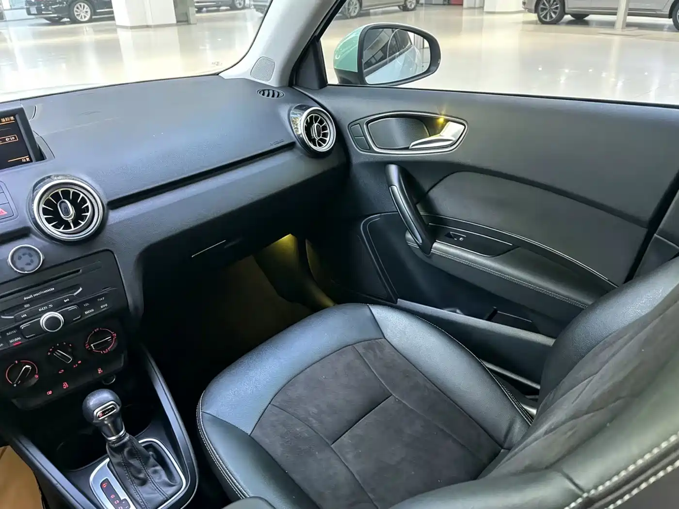 Audi A1 2014 2014 30 TFSI Sportback Technology