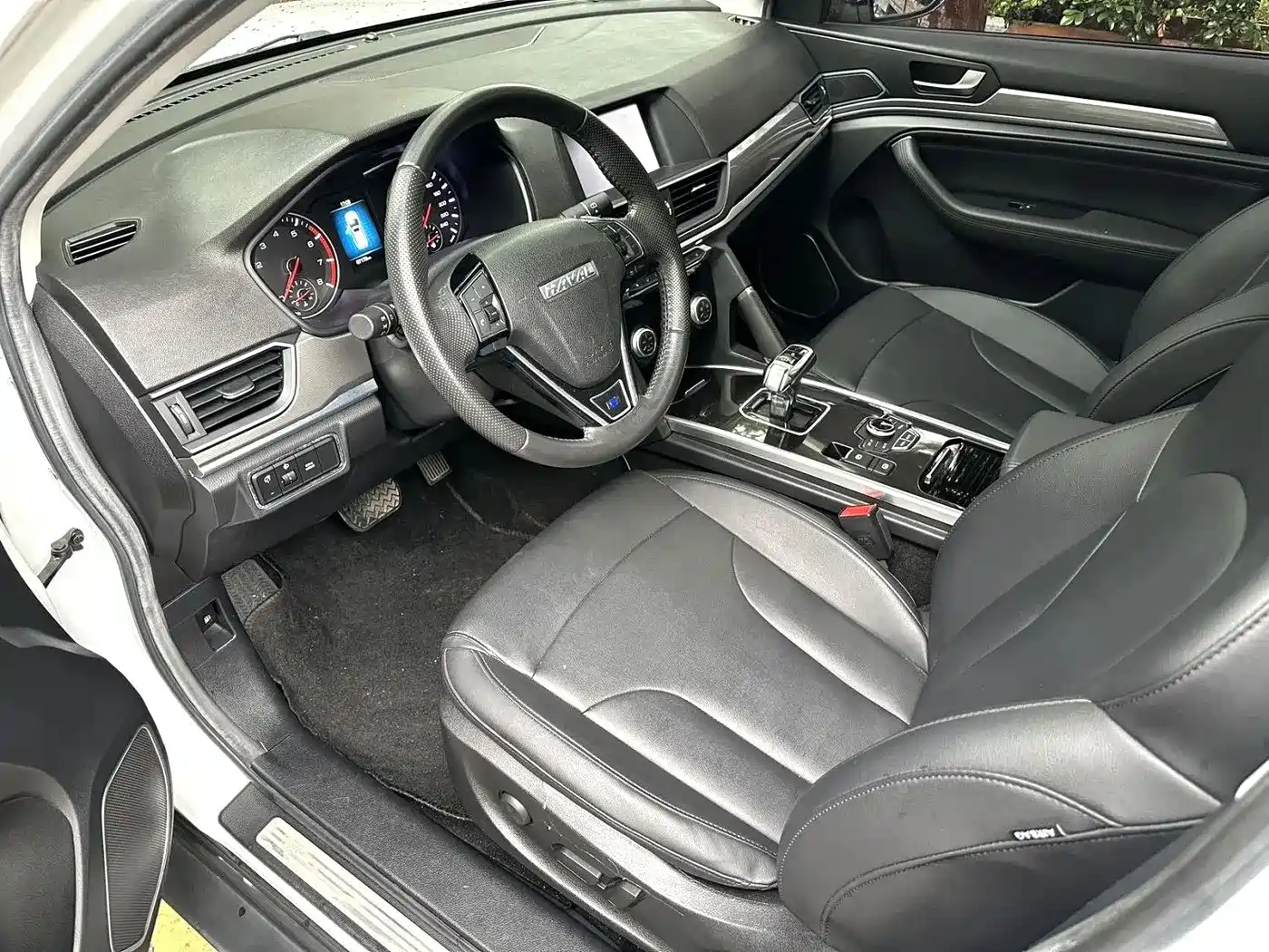 Фото 4 - Haval H6