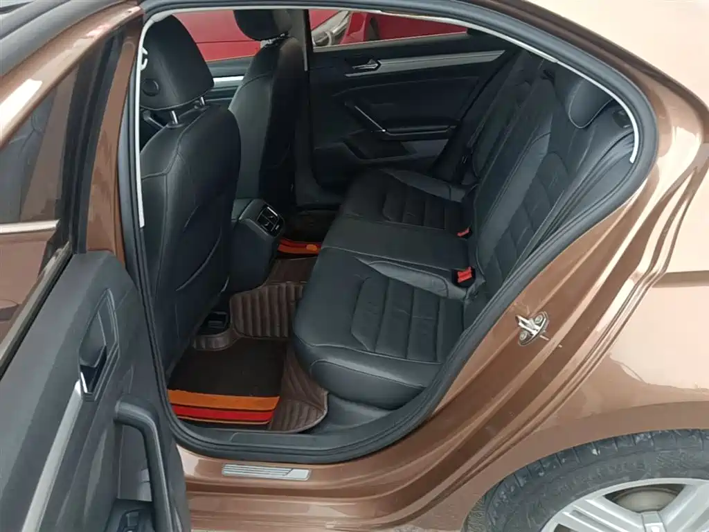 Volkswagen Lamando 2015 330TSI DSG Comfort фото 17