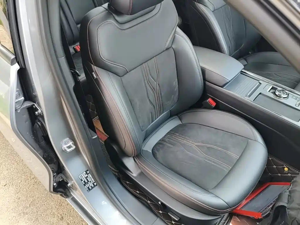 Фото 25 - Ford Mondeo