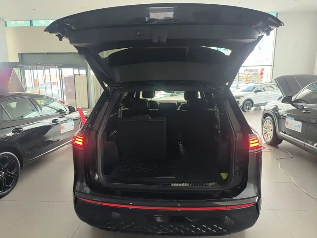 Volkswagen Teramont 2025 2025 Teramont Pro 450TSI 4WD Summit Edition