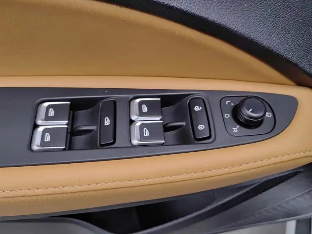 Geely Vision S1 2018 2018 1.4T CVT Sharp Enjoy